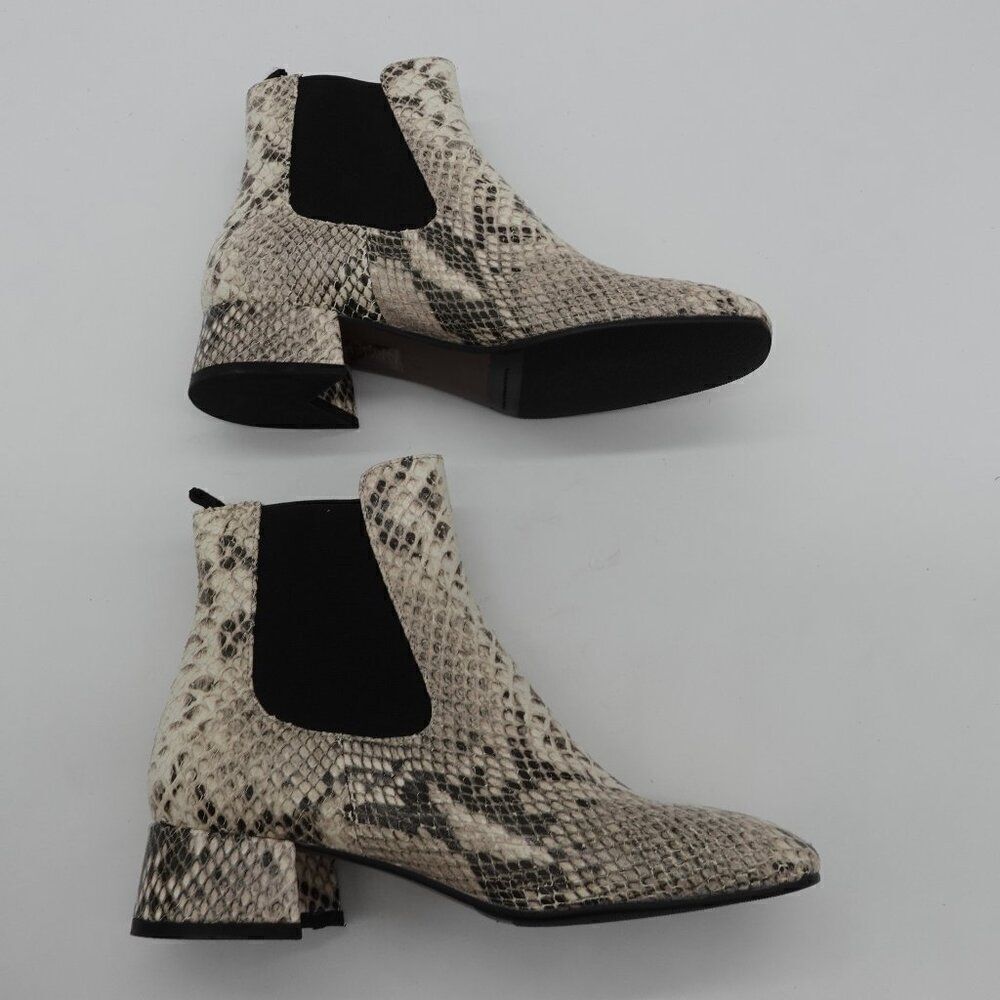 BNIB Bruno Premi Snakeskin Shoe Bootie - Picture 2 of 8